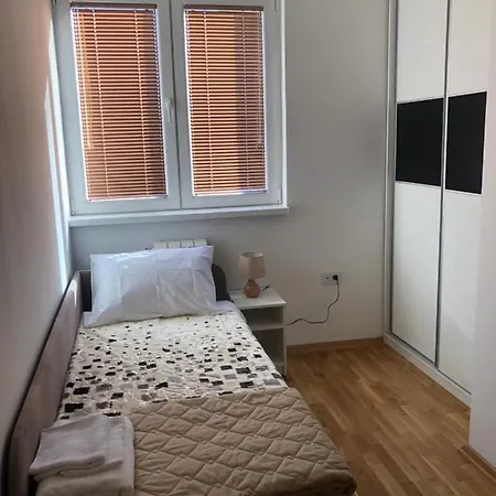 Denis Centar With Private Parking Garage Apartment *